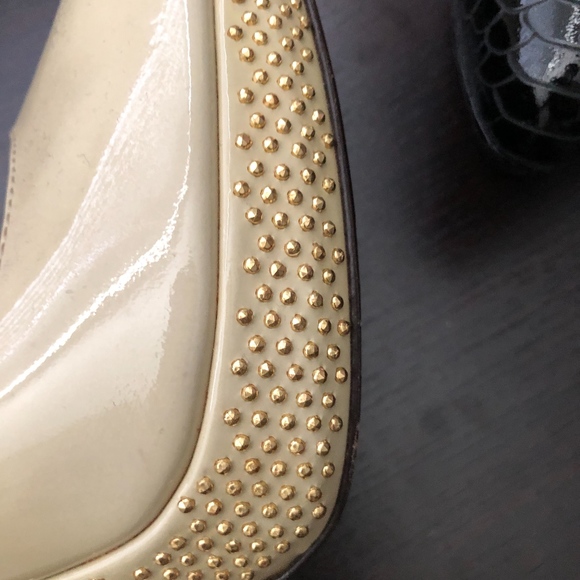 Burberry Heels - Picture 4 of 6